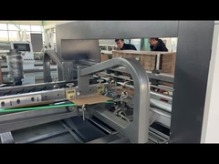 Рифленая машина коробки коробки